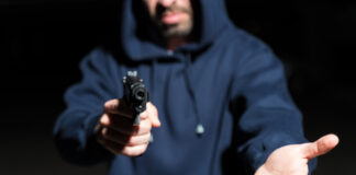 Neue Details: Schuss vor Bielefelder Bar stammt wohl aus scharfer Waffe Polizei