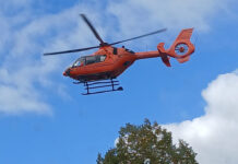 Motorradunfall bei Barntrup: 22-Jähriger prallt gegen Baum und wird schwer verletzt