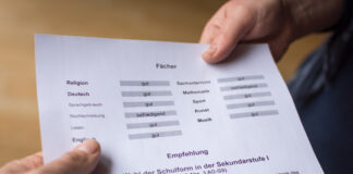 Halbjahreszeugnisse stehen an: Anmeldeverfahren für weiterführende Schulen in Bad Salzuflen