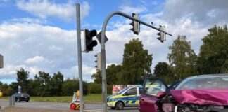 Verkehrsunfall in Detmold: Zwei Autos kollidieren an Kreuzung Nordring/Bad Meinberger Straße