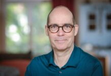 Großer Erfolg mit kleinem Drachen: Kinderbuchautor Ingo Siegner in Detmold