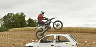 Motorradtraining auf dem Stoppelacker: MSC Lippe-West begeistert mit Offroad-Event in Leopoldshöhe
