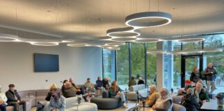 Veranstalter überwältigt: Salzufler erobern „ihr“ Kurhaus