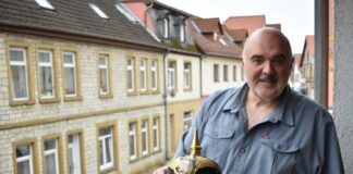 Tatort Tönsberg: „Der Bulle vom Töns“ von Joachim H. Peters ermittelt erstmals