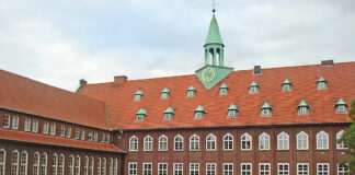 Einbruch in Gütersloher Gymnasium: Täter verwüsten Schulräume