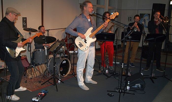 Die Stimme dreht im Lagenser Technikum Pirouetten