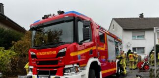 Kellerbrand in Bad Salzuflen-Lockhausen: Bewohner retten sich – eine Person verletzt
