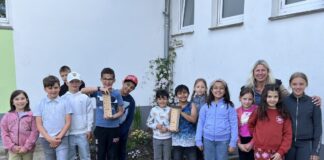 Lichterzauber in Jerxen-Orbke: Weihnachtsmarkt an der Oetternbachschule
