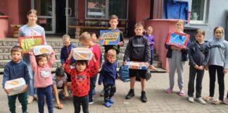 1.000 Schokoladen für die Ukraine: Lipper Initiative will Kindern ein Stück Weihnachten schenken