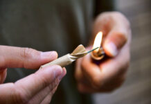 Knalltrauma und Hörverlust: Sicherer Schutz vor Silvesterböllern