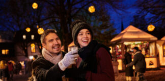 Verkaufsoffener Sonntag und Weihnachtsmarkt-Express: Adventsshopping in Detmold