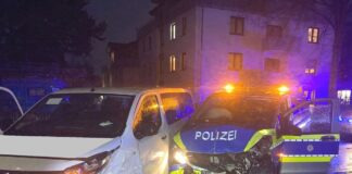 Streifenwagen kollidiert mit Schülertransport: Sechs Verletzte in Minden