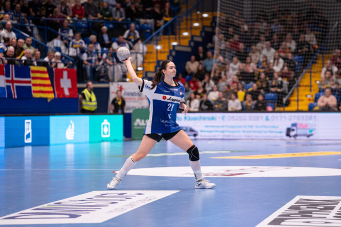 HSG Blomberg-Lippe (GER) vs. SV Union Halle-Neustadt (GER), Handball, 1. Handball Bundesliga Frauen, 10. Spieltag, 30.12.2025, Saision 2025/2026, Lemgo