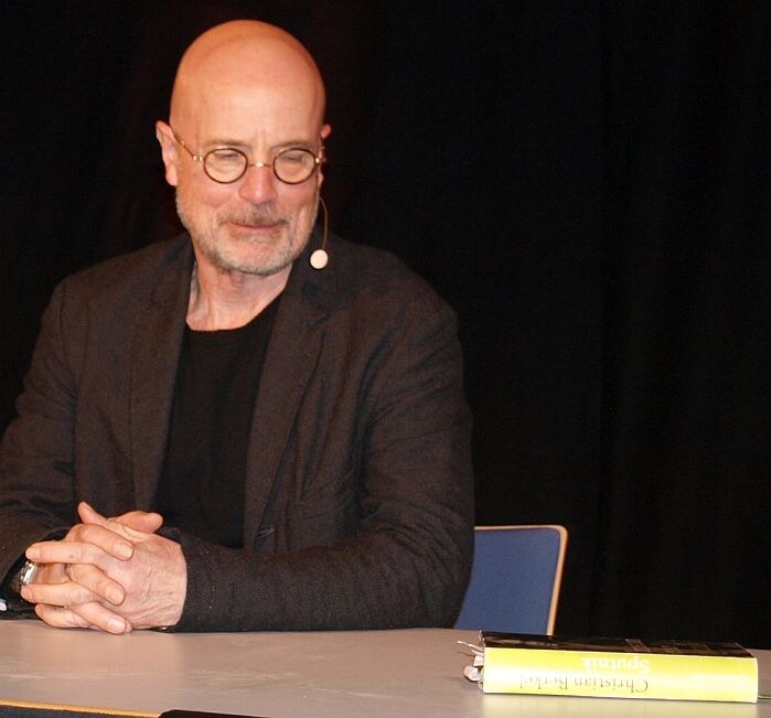 Christian Berkel eroberte das Publikum in Lage mit seinem besonderen „autofiktionalen Stil“