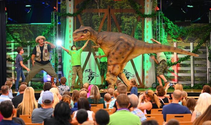 Dinosaurier-Theater-Show01