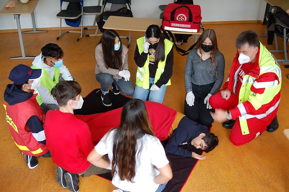 Das Land will’s so: Schüler werden Lebensretter – Realschule Lage vorn.