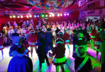 Detmold-Bentrup-Loßbruch: Karneval im Kuhstall