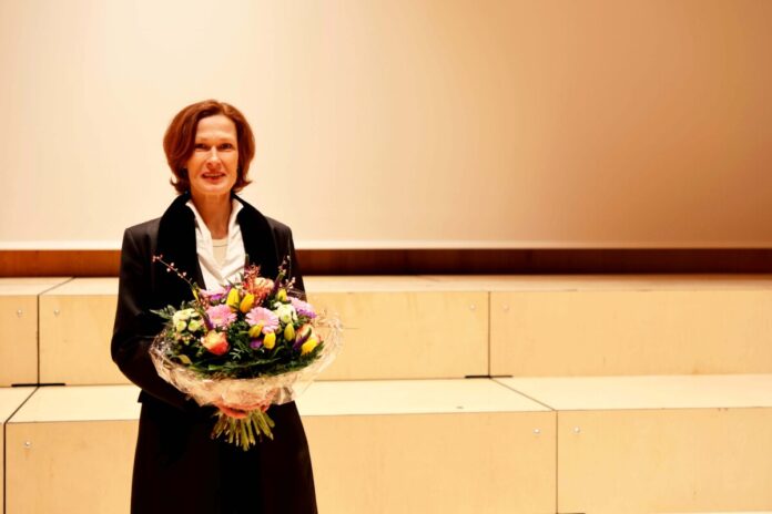 d89dc123-65ee-d66f-40b1-5cca8d265f7f