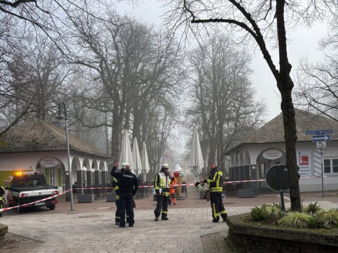 011 Feuerwehreinsatz CO2 Kurpark