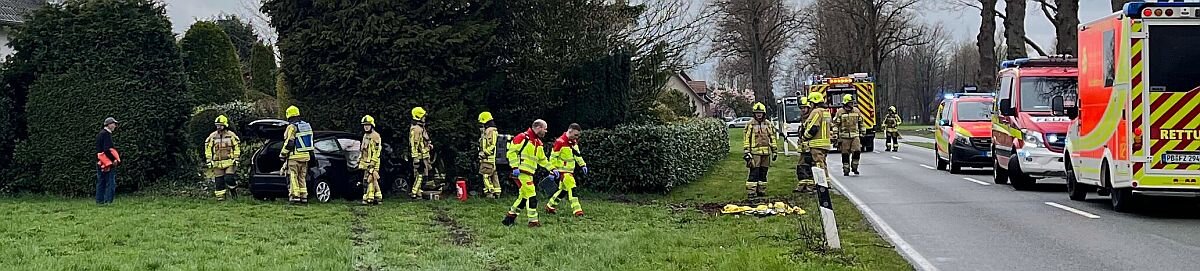 Beim Überholen aus dritter Position heraus mit Vorfahrer zusammengestoßen