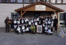 Premiere in Lipperreihe: Erster Reitabzeichen-Lehrgang erfolgreich abgeschlossen
