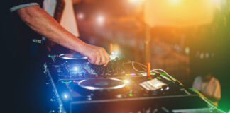 Tanz in den Mai 2026: TuS Helpup feiert Party am Sportplatz