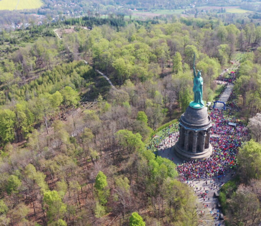 Kultlauf durch Teutoburger Wald: Alle Infos zum 54. Hermannslauf 2026