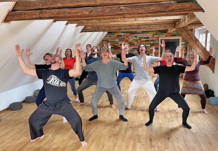 Ritueller Tanz der Maori 2