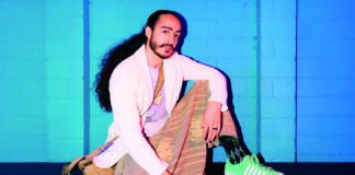 Bielefeld: Comedian Masud Akbarzadeh spielt seine „Playlist“