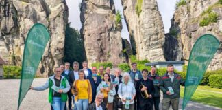 Waldgeflüster an Externsteinen: Familienfest zum 100. Geburtstag des Naturschutzgebietes