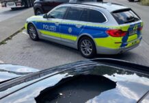 Gütersloh: Mutmaßlicher Steinwurf auf A2 beschädigt BMW