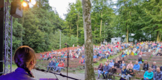 „Hutkonzerte“ in Detmold: Mondscheinkino 2026 sucht musikalischen Nachwuchs