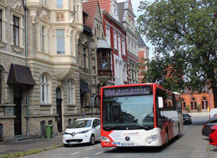 Linienbus KVG (C) CNicke komprimiert
