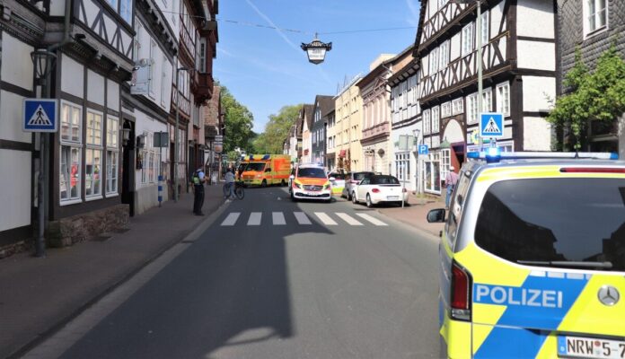 Die Westerbachstraße war während der Unfallaufnahme voll gesperrt.
