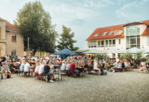 Oerlinghausen: Bürgerbrunch beginnt mit ökumenischem Gottesdienst auf Rathausplatz