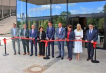 Detmold: Ministerpräsident Wüst eröffnet neues Eingangsgebäude am LWL-Museum Hellerlecht