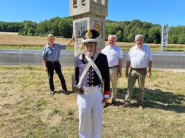 Leopoldshöhe: Neuer Standort für historischen Grenzstein an B66