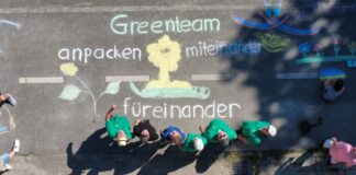 Detmold: Erfolgreicher Kreide-Flashmob in Diestelbruch