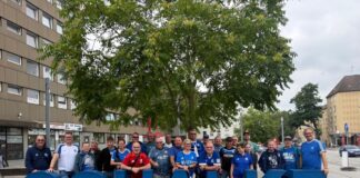 Auf den Spuren des Schalke-Mythos: Fan-Club „Blau-Weiß ’80“ Horn-Bad Meinberg tourt durch Gelsenkirchen