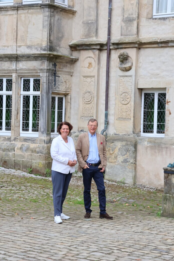750000EuroFürsDetmolderSchloss_Pressemitteilung_KerstinVieregge_MdB_IMG_4908