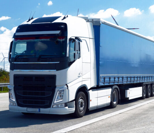 Ausnahme bis Ende August: NRW lockert Lkw-Fahrverbot
