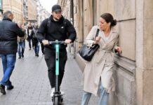 Anarchie auf Lippes Straßen? Bürger beklagen Regelverstöße von E-Rollern