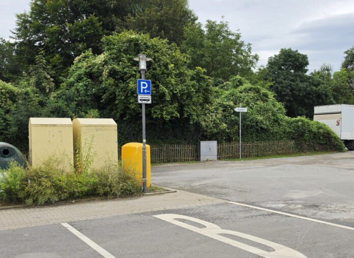 PM_Altkleidercontainer Regenstorplatz