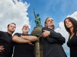 Uraufführung mit Detmolder Beteiligung: Theater Gütersloh inszeniert „Hermann (fool on the hill)“