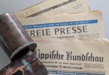 60 Jahre verborgen: Zeitkapsel bei Sanierungsarbeiten in Leopoldshöhe entdeckt
