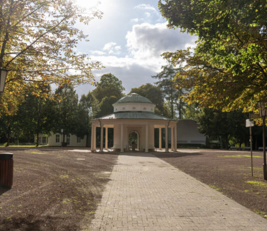 Bad Meinberg: Historischer Kurpark wieder geöffnet