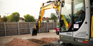 Bagger statt Parkplätze: Bauarbeiten am Hornschen Tor in Detmold starten