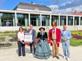 Viktorianisches Flair im Kurpark: Premiere des Charles-Dickens-Festivals in Bad Salzuflen