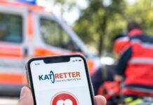 „Katretter“ im Einsatz: Aktion zur Woche der Wiederbelebung in Lippe