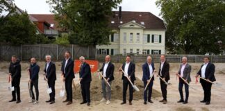 Detmold: Spatenstich am Hornschen Tor